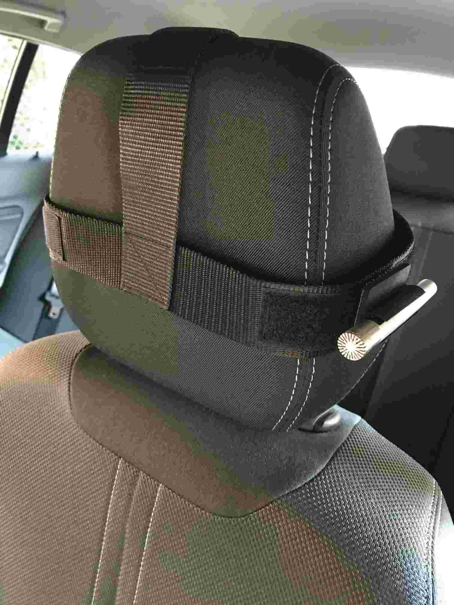 UA-0692 Universal Headrest Microphone holder